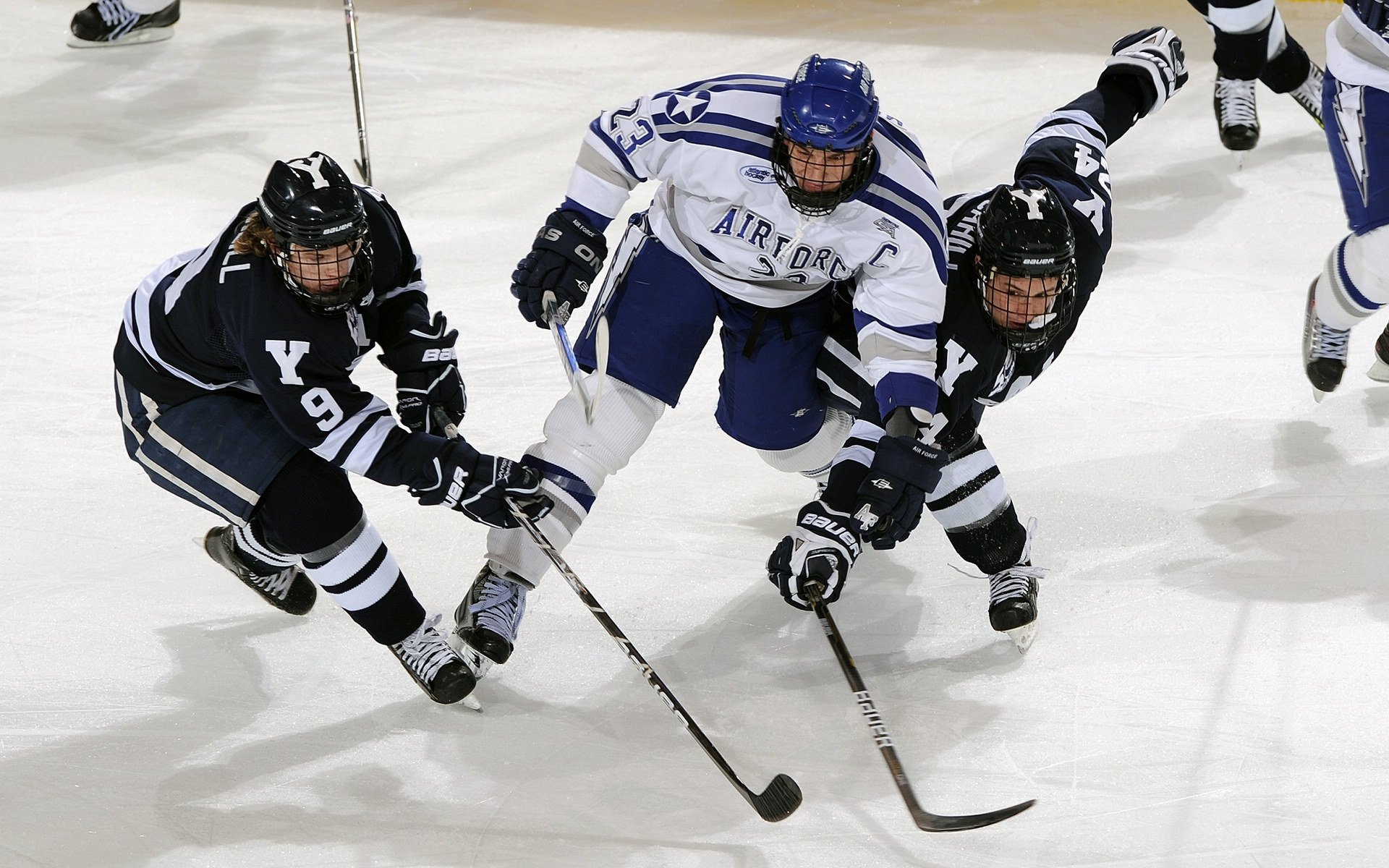 巴黎FC客场不敌蒙彼利埃，失去三分，法甲-巴黎3-1蒙彼利埃